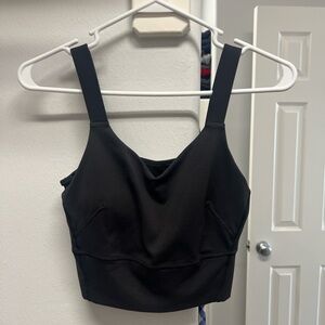 Lululemon wundertrain keyhole crop